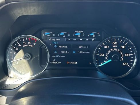 Used 2019 Ford F150 Lariat w/ Trailer Tow Package image 21