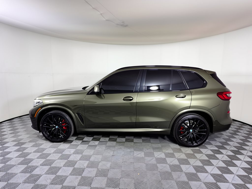Used 2022 BMW X5 M50i AWD/4WD image 2