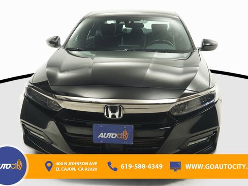 Used 2018 Honda Accord Sport image 4