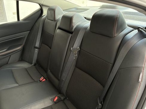 Used 2025 Nissan Altima 2.5 SR FWD image 21