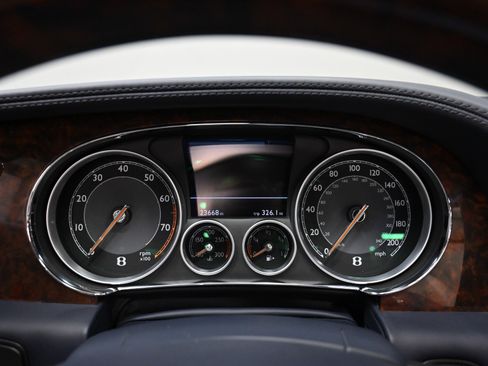 Used 2014 Bentley Continental GTC image 10