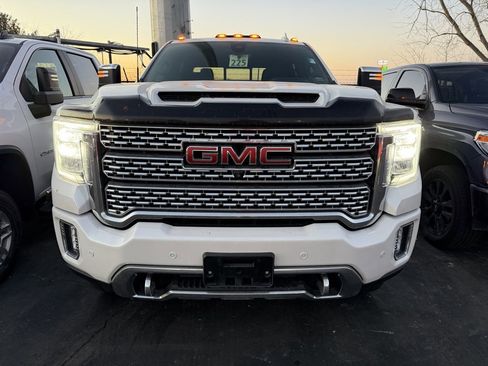 Used 2023 GMC Sierra 2500 Denali w/ Denali Ultimate Package image 2