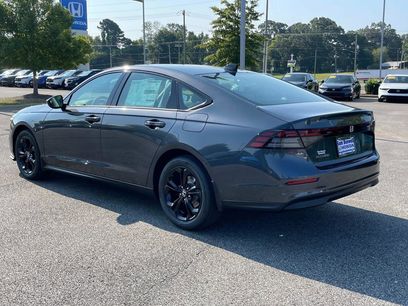 New 2025 Honda Accord SE