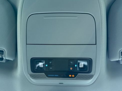 New 2026 Ford F250 XLT w/ XLT Premium Package image 28