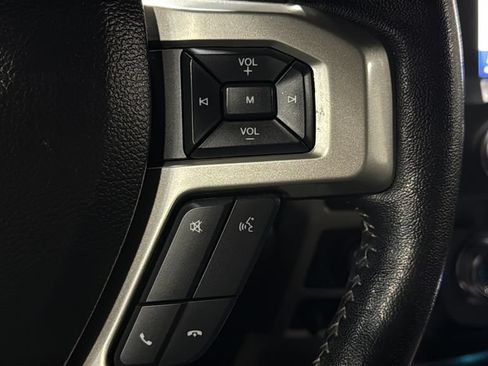 Used 2020 Ford F150 Lariat w/ Equipment Group 502A Luxury AWD/4WD image 23