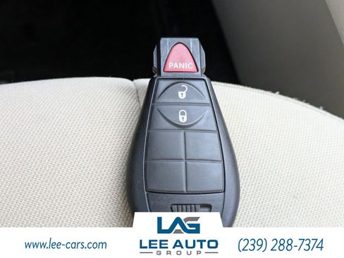 Used 2019 Jeep Cherokee Latitude w/ Popular Appearance Group image 25