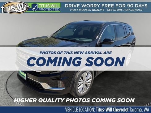 Used 2024 GMC Acadia Elevation w/ Luxury Package AWD/4WD image 2