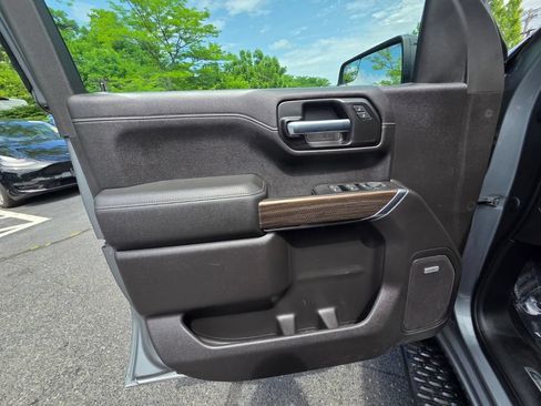 Used 2020 Chevrolet Silverado 1500 RST AWD/4WD image 18