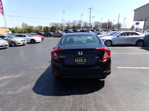 Used 2016 Honda Civic EX image 4