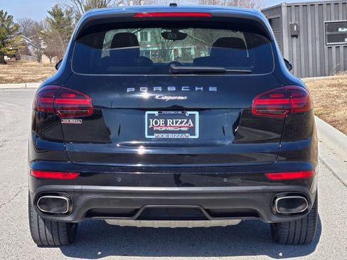 Used 2018 Porsche Cayenne image 6