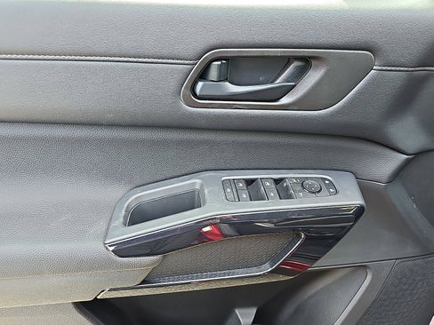 New 2026 Nissan Pathfinder SV AWD/4WD image 9