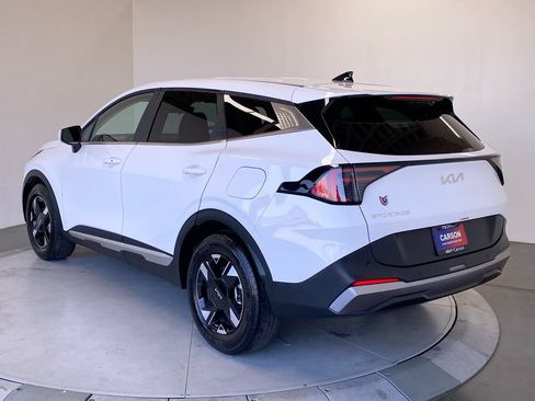 Certified 2026 Kia Sportage LX FWD image 3