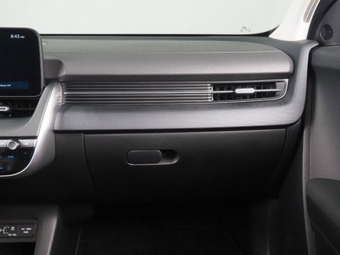 Used 2025 Hyundai Ioniq 5 SEL RWD image 39