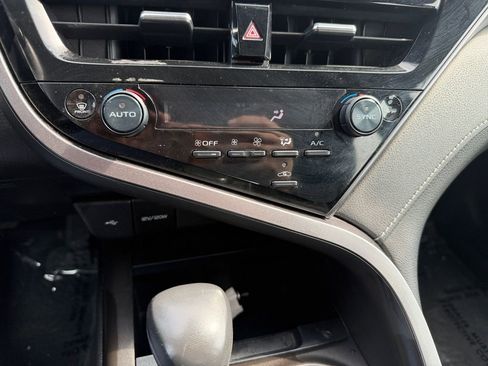 Used 2023 Toyota Camry SE w/ Convenience Package image 20