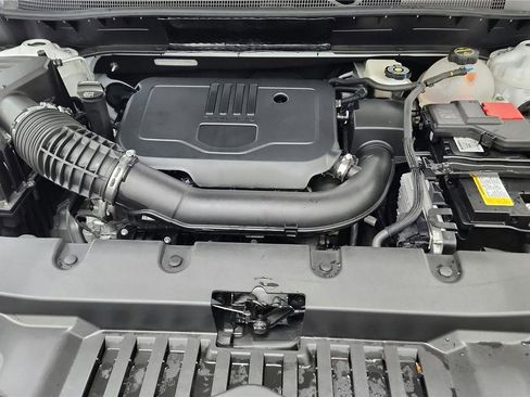 Used 2025 Chevrolet Blazer LT FWD image 38