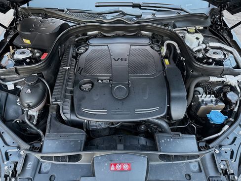 Used 2016 Mercedes-Benz E 350 4MATIC Sport Wagon image 31