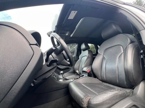 Used 2018 Audi Q3 2.0T Premium Plus w/ Premium Plus Package AWD/4WD image 18