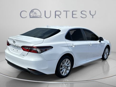 Used 2023 Toyota Camry LE FWD image 5