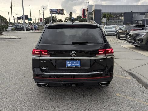 Certified 2023 Volkswagen Atlas SE w/ Panoramic Sunroof Package AWD/4WD image 6