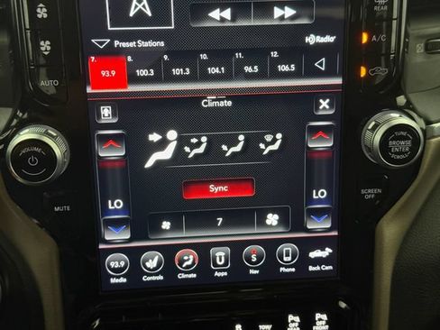 Used 2019 RAM 2500 Laramie w/ Night Edition AWD/4WD image 19