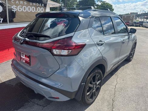 Used 2023 Nissan Kicks SR FWD image 2