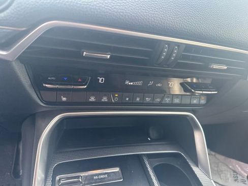 Certified 2024 MAZDA CX-90 3.3 Turbo w/ Preferred Plus AWD/4WD image 15
