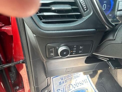 Used 2020 Ford Escape Titanium AWD/4WD image 15