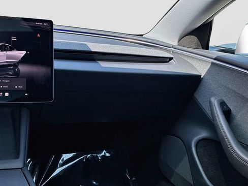 Used 2025 Tesla Model 3 Long Range RWD image 25