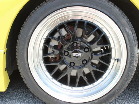 Used 2001 Ford Mustang GT RWD image 40