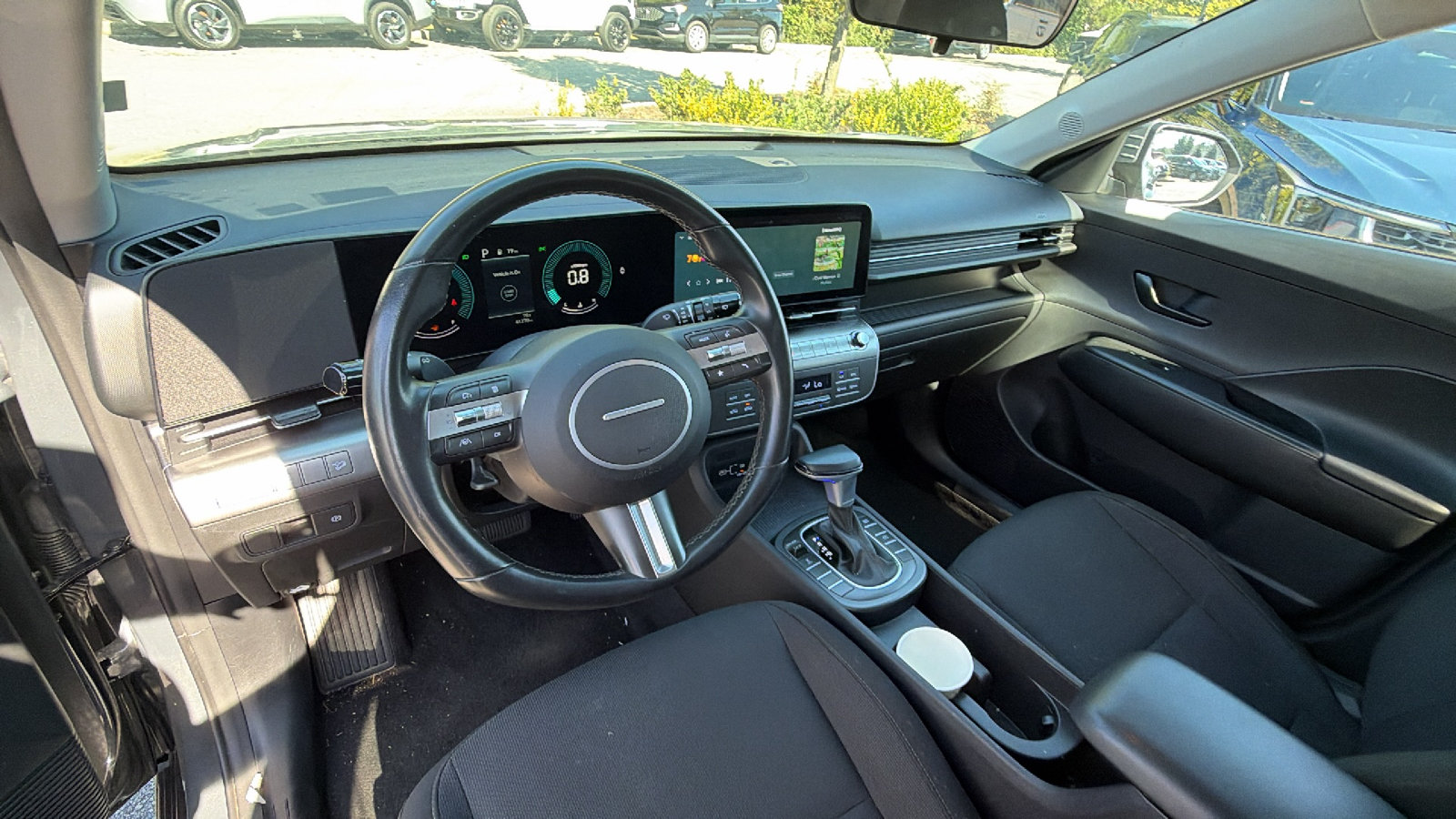 Used 2025 Hyundai Kona SEL AWD/4WD image 24