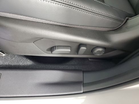 New 2026 Subaru Outback Touring XT image 30