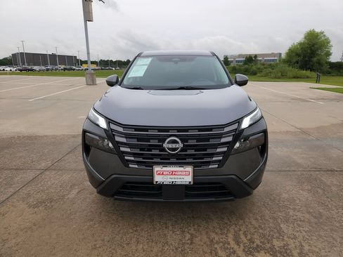 Used 2026 Nissan Rogue SV FWD image 11