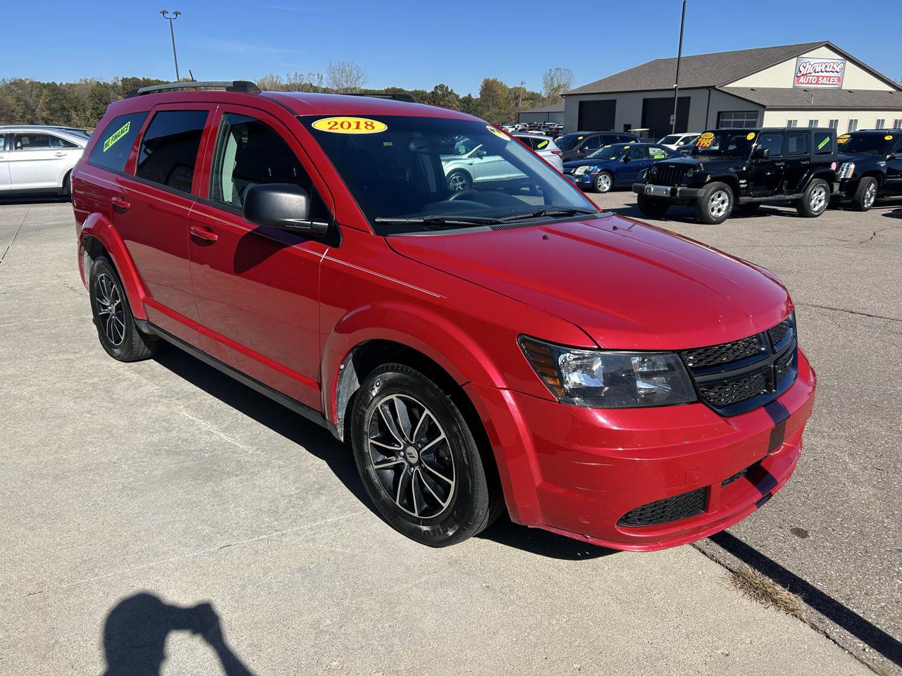 Used 2018 Dodge Journey SE w/ Blacktop Package FWD image 3
