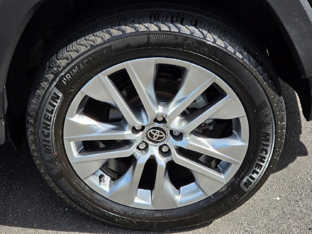 Used 2024 Toyota RAV4 Limited w/ Weather Package AWD/4WD image 15