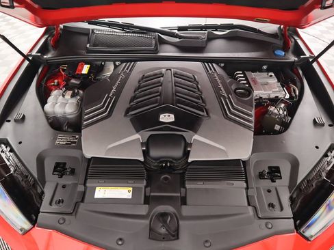 Used 2021 Lamborghini Urus image 30