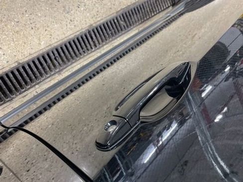 Used 2025 Subaru Outback Onyx Edition image 8