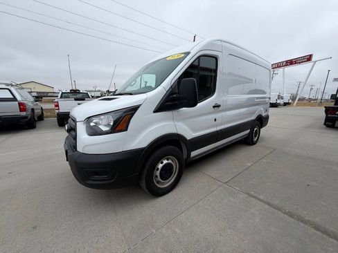 Used 2020 Ford Transit 250 Medium Roof image 4