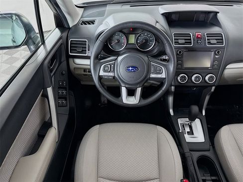 Used 2018 Subaru Forester 2.5i w/ Alloy Wheel Package image 3