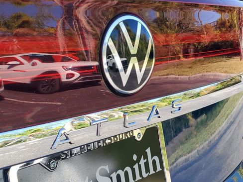 New 2026 Volkswagen Atlas Cross Sport SE image 5