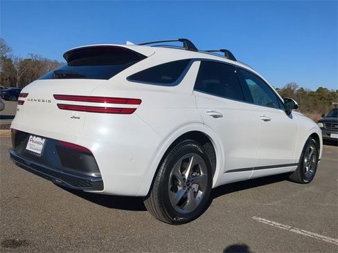 New 2026 Genesis GV70 2.5T Advanced image 4