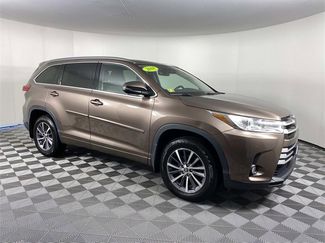 Used 2018 Toyota Highlander XLE w/ Protection Package #3 video 1