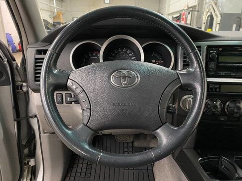 Used 2008 Toyota 4Runner Sport AWD/4WD image 25