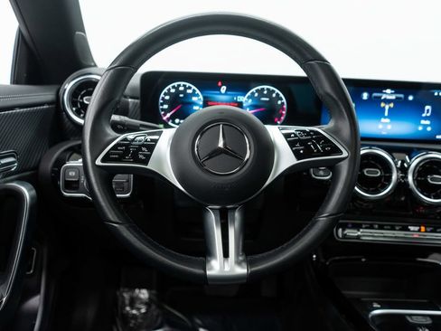 Used 2025 Mercedes-Benz CLA 250 4MATIC image 15