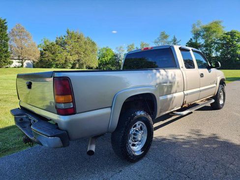 Used 2002 GMC Sierra 2500 4x4 Extended Cab HD w/ Off-Road Skid Plate Pkg image 6