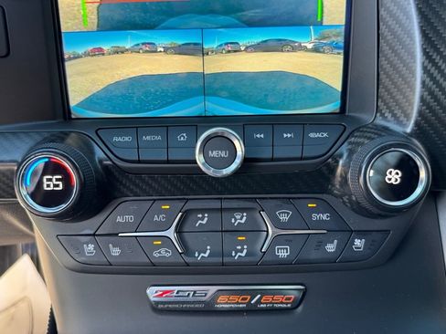 Used 2016 Chevrolet Corvette Z06 w/ 3LZ Preferred Equipment Group image 20