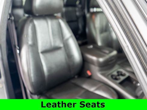 Used 2011 GMC Sierra 2500 SLT w/ SLT Convenience Package image 4