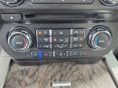 Used 2017 Ford F350 Lariat w/ Lariat Ultimate Package image 21