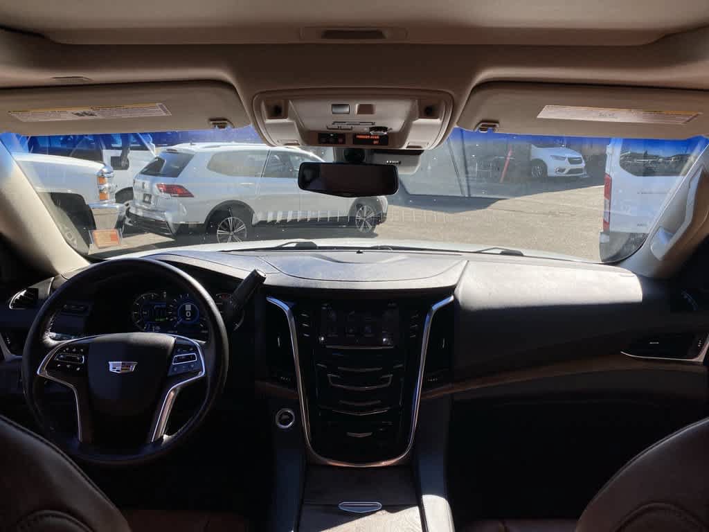 Used 2019 Cadillac Escalade Premium Luxury AWD/4WD image 11