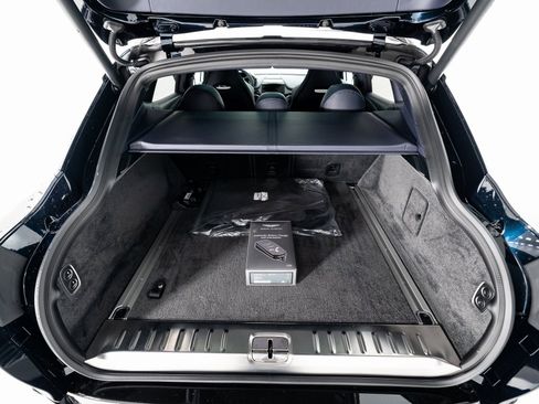 Used 2025 Aston Martin DBX 707 image 43