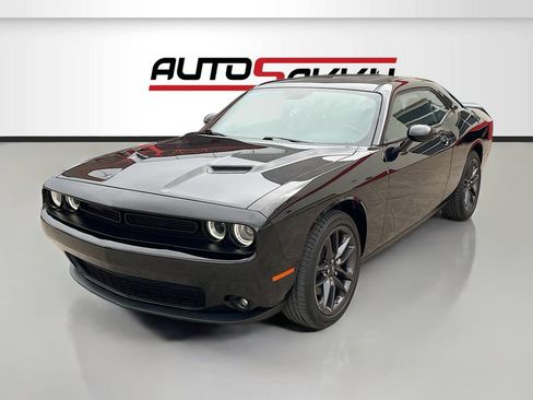 Used 2022 Dodge Challenger SXT w/ Plus Package AWD/4WD image 3